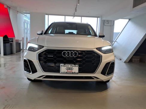 Certified 2023 Audi Q5 2.0T Premium Plus w/ Premium Plus Package image 2