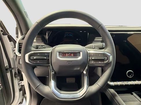 New 2026 GMC Acadia Elevation w/ Black Edition AWD/4WD image 8