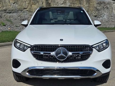 Used 2025 Mercedes-Benz GLC 300 image 5