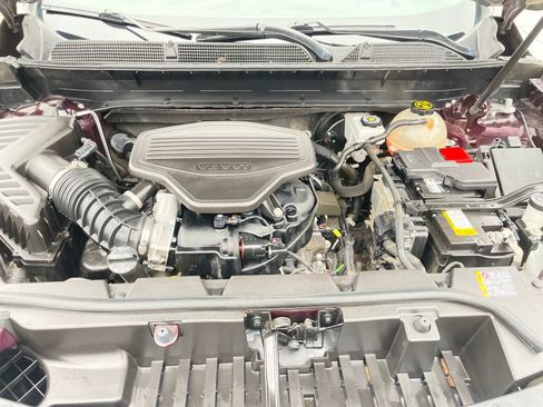 Used 2021 GMC Acadia SLT w/ Technology Package image 23