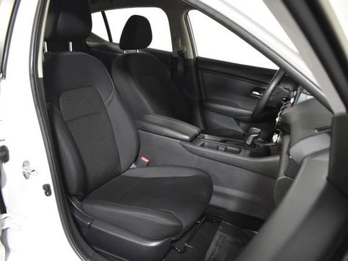 Certified 2023 Nissan Sentra S image 31