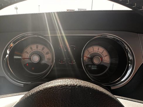 Used 2010 Ford Mustang Premium image 15