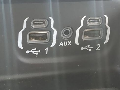 Used 2019 RAM 2500 Limited image 21