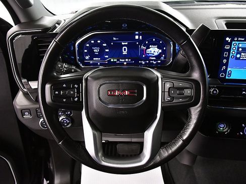 Used 2022 GMC Sierra 1500 Elevation image 21