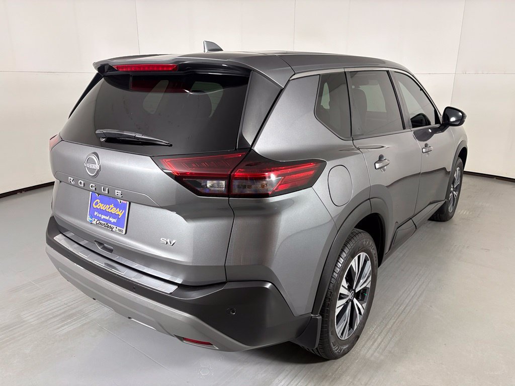 Used 2022 Nissan Rogue SV FWD image 8
