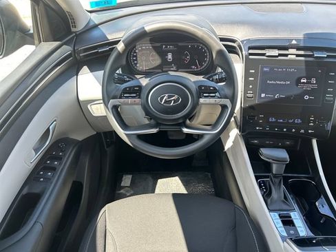 Certified 2024 Hyundai Tucson SEL AWD/4WD image 15