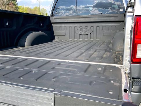 Used 2020 Ford F150 Platinum w/ Equipment Group 701A Luxury image 33