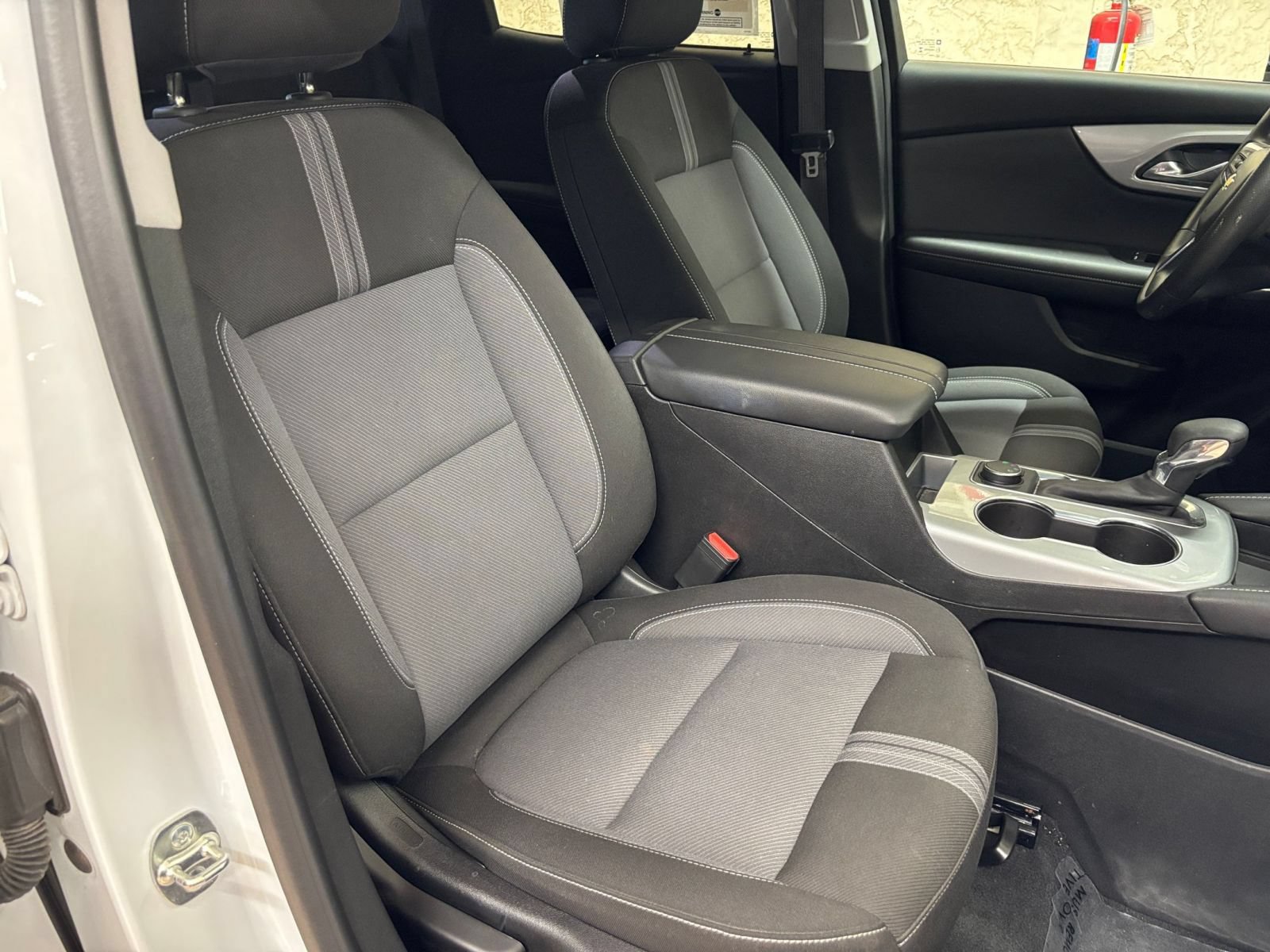 Used 2026 Chevrolet Blazer LT AWD/4WD image 36