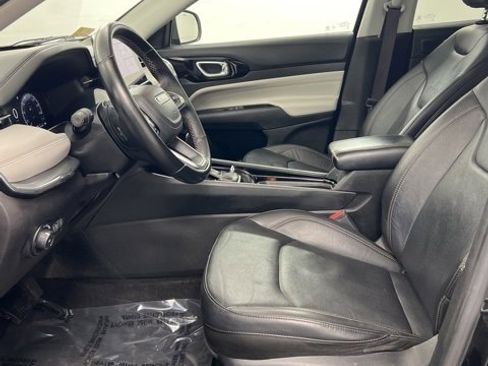 Used 2022 Jeep Compass Limited w/ Elite Group image 15