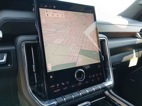 New 2026 GMC Yukon XL Denali AWD/4WD image 17