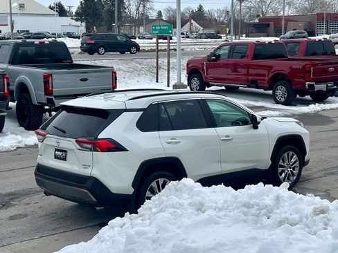 Used 2021 Toyota RAV4 Limited w/ Limited Grade Weather Package image 6