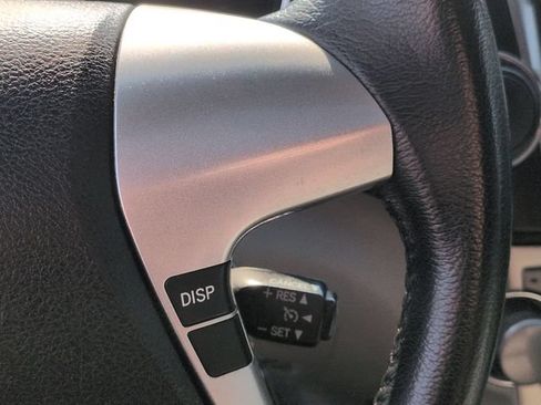 Used 2013 Toyota Highlander SE AWD/4WD image 19