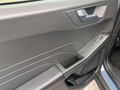 Certified 2024 Ford Escape ST-Line w/ Tech Pack #1 image 28