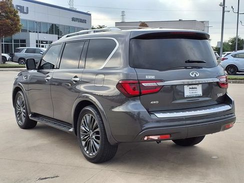 Used 2024 INFINITI QX80 Sensory AWD/4WD image 2