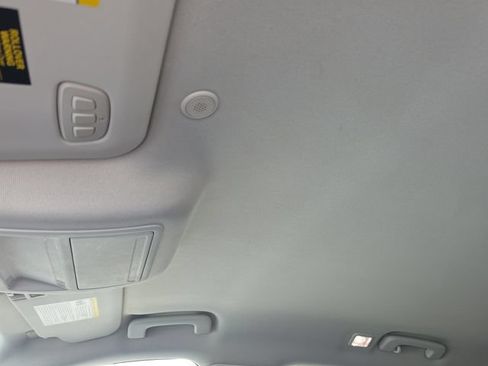 Used 2021 Ford Escape Titanium AWD/4WD image 30