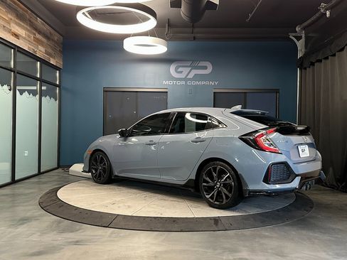 Used 2018 Honda Civic Sport image 5