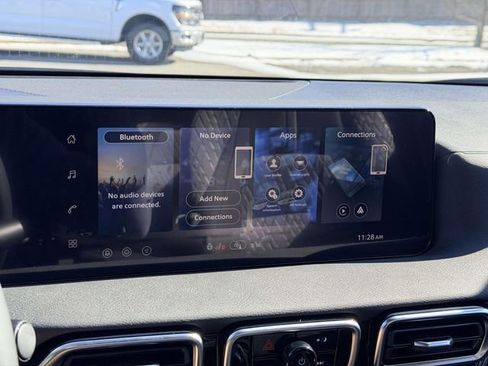 New 2026 Nissan Sentra SV w/ SV Convenience Package FWD image 19