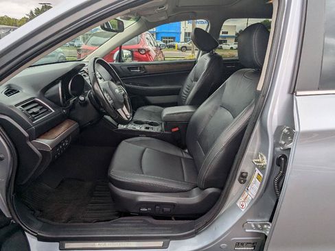 Used 2016 Subaru Outback 2.5i Limited AWD/4WD image 18