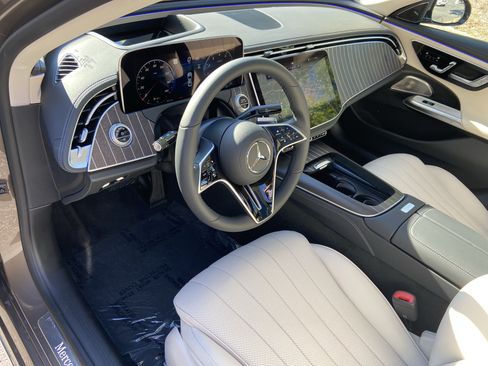 New 2026 Mercedes-Benz E 450 4MATIC Sedan image 19