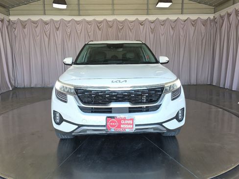 Used 2022 Kia Seltos SX w/ Sunroof Package AWD/4WD image 11