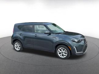 Used 2025 Kia Soul LX w/ LX Technology Package FWD video 2