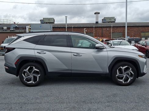 Certified 2022 Hyundai Tucson Limited AWD/4WD image 7