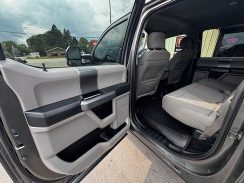 Used 2018 Ford F150 XLT w/ Equipment Group 302A Luxury AWD/4WD image 43