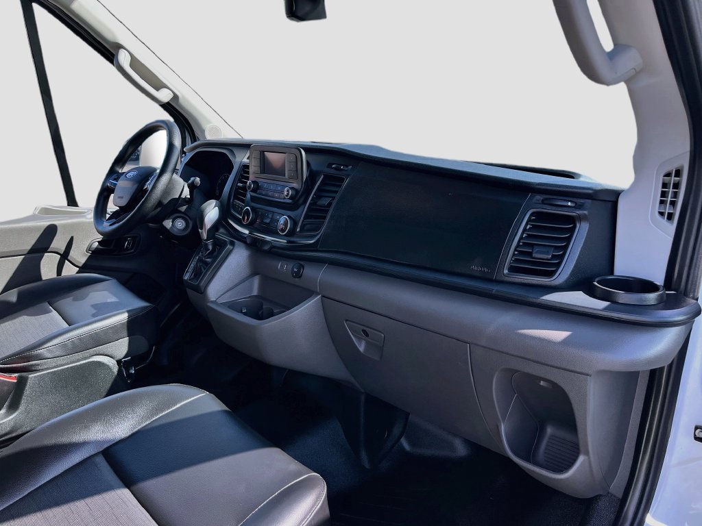 Used 2025 Ford Transit 250 148 Medium Roof Extended AWD image 25