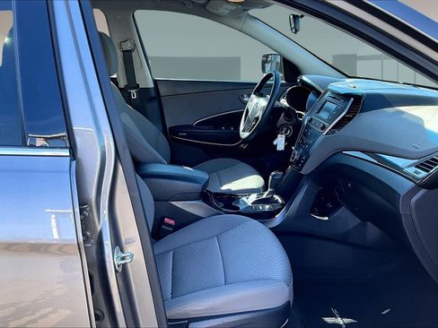 Used 2018 Hyundai Santa Fe Sport FWD image 29