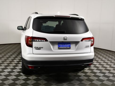 Used 2022 Honda Pilot Sport image 7