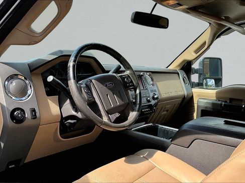 Used 2011 Ford F350 Lariat w/ Lariat Ultimate Pkg AWD/4WD image 15