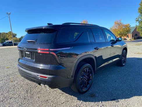 New 2026 Chevrolet Traverse LT w/ Midnight/Sport Edition image 3