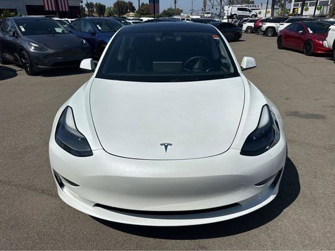 Used 2023 Tesla Model 3 Standard Range image 2