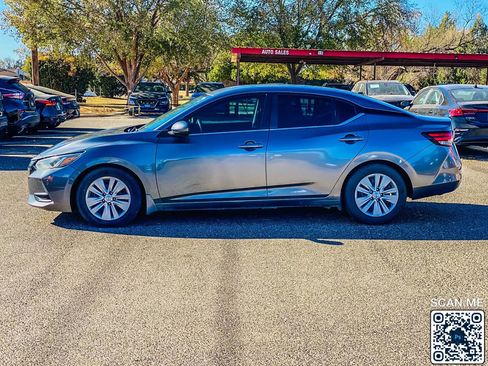 Used 2022 Nissan Sentra S image 5