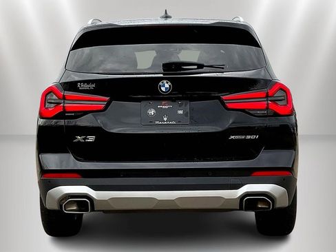 Used 2023 BMW X3 xDrive30i w/ Premium Package image 5
