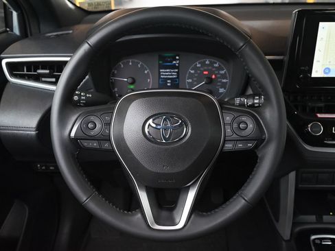 Used 2024 Toyota Corolla Cross AWD Hybrid w/ Moonroof Package image 19