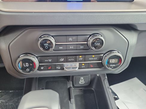 New 2026 Ford Bronco Outer Banks AWD/4WD image 26