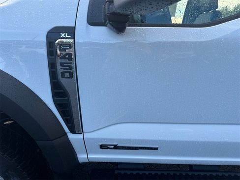 New 2026 Ford F450 XL w/ 360-Degree Camera Package image 9