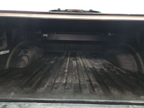 Used 2022 Ford F350 Platinum image 11