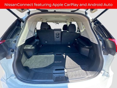 Used 2019 Nissan Rogue SV FWD image 23