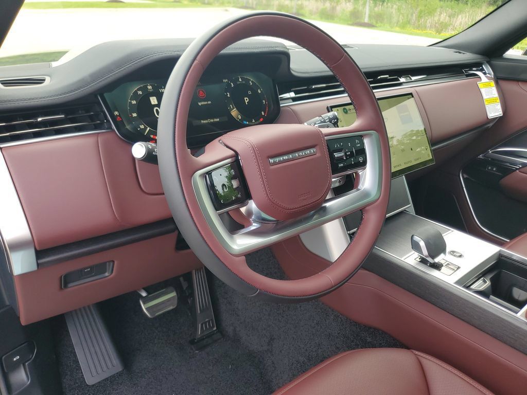 New 2026 Land Rover Range Rover SE AWD/4WD image 13
