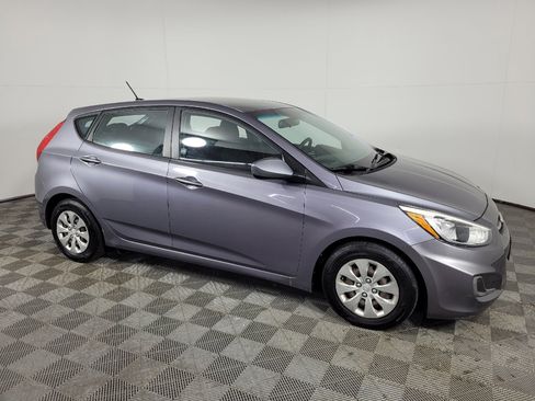 Used 2016 Hyundai Accent SE FWD image 11