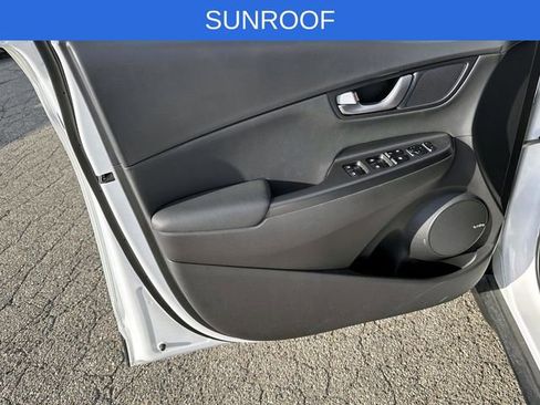 Used 2021 Hyundai Kona Limited image 13