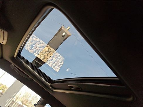 Used 2010 Dodge Challenger R/T image 20