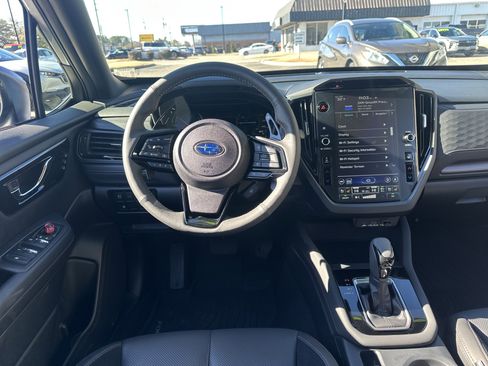 Used 2025 Subaru Forester Touring w/ Touring Package image 15