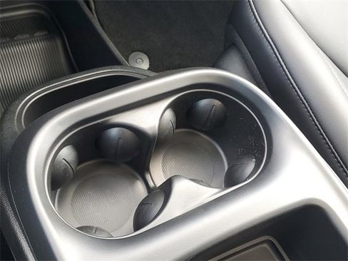 New 2025 Chrysler Pacifica Select image 29