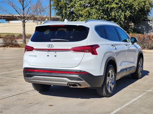 Used 2023 Hyundai Santa Fe SEL image 5