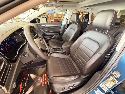 Used 2021 Volkswagen Jetta SEL image 12