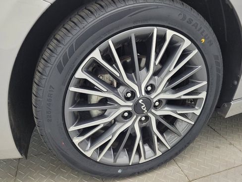 Used 2023 Kia Forte GT-Line w/ GT-Line Technology Package FWD image 31