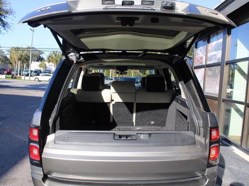 Used 2022 Land Rover Range Rover Westminster Edition image 37